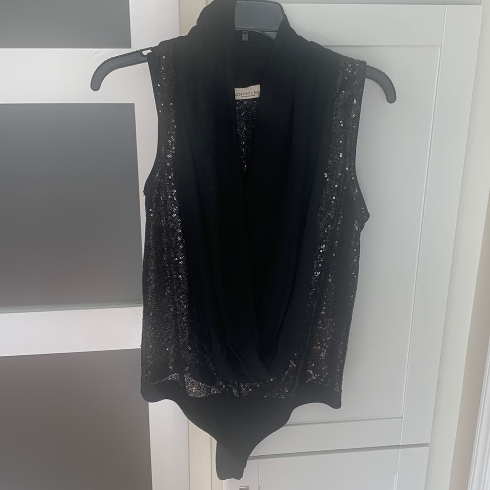Black bodysuit with chiffon and tiny black sequin’s size M